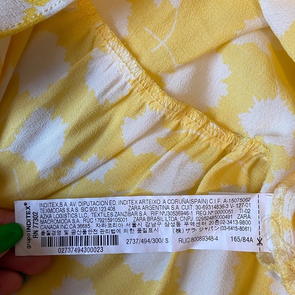 NWOT Zara yellow floral off the shoulder top - Picture 6 of 6